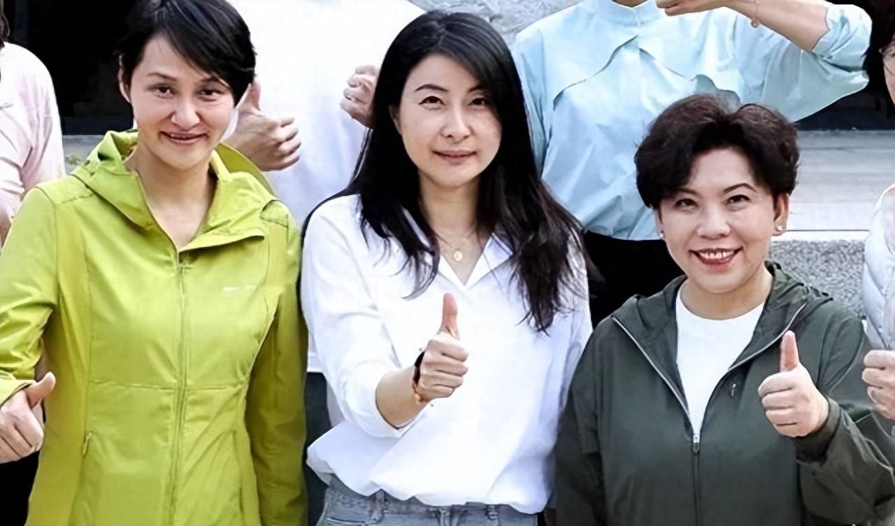郭晶晶没想到，移居美国惨遭丈夫抛弃的高敏，已走上另一条上坡路