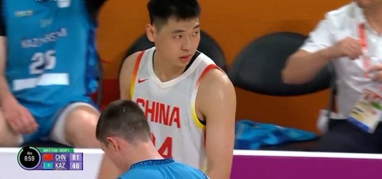 中国男篮取38分大胜！球员评分：3人满分，4人良好，3人合格