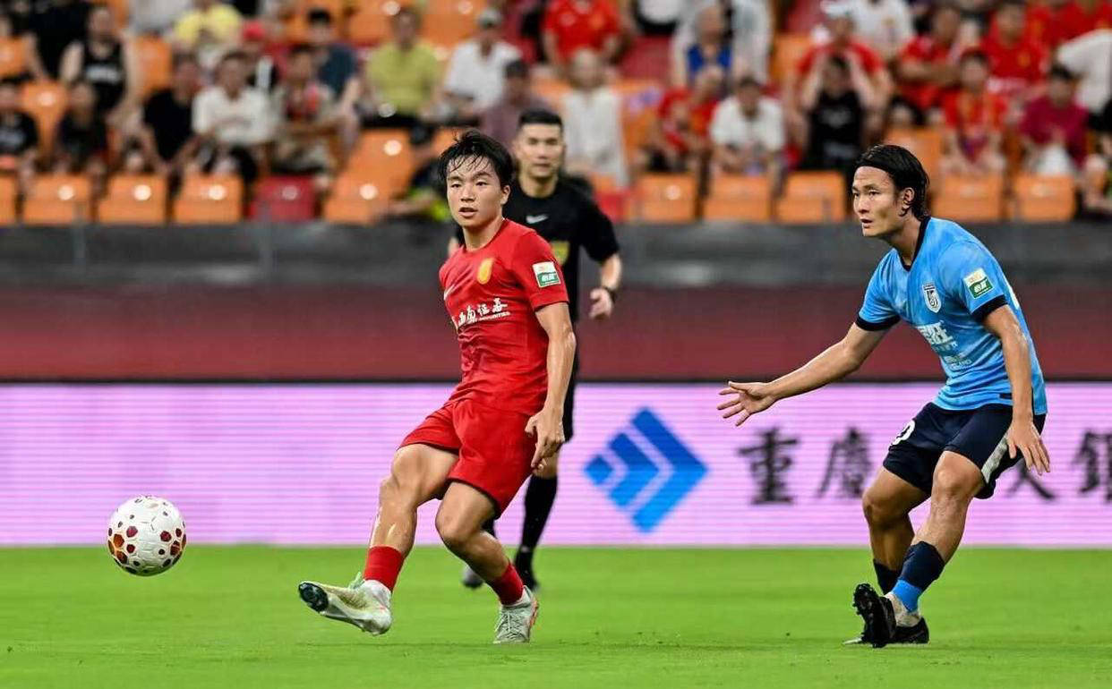 U23国足公布亚运会名单，这位核心球员因伤遗憾退出，引发广泛关注