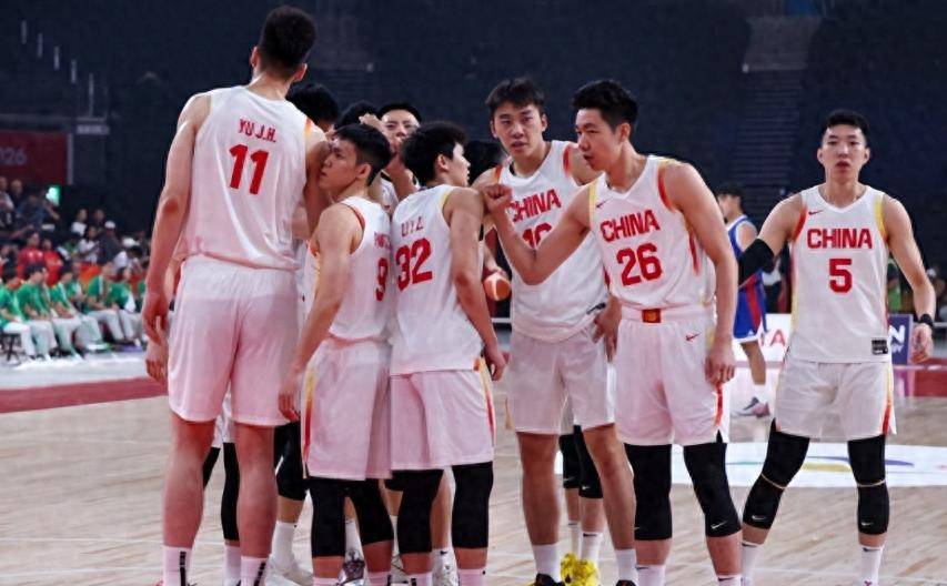 9人残阵+客场抗压！中国男篮今晚大战日本，CCTV5+直播亚运会半决赛