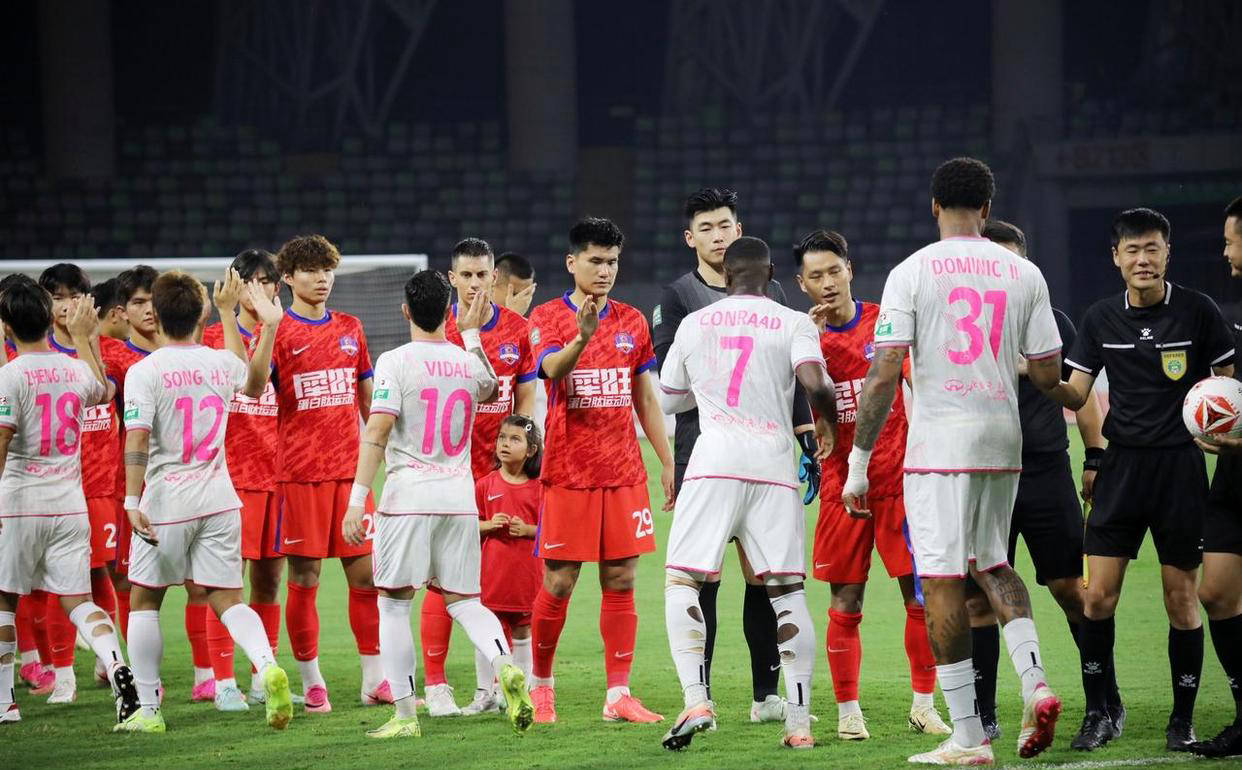 3-1逆转：梅州客家遗憾失利，石家庄功夫完成十轮不败