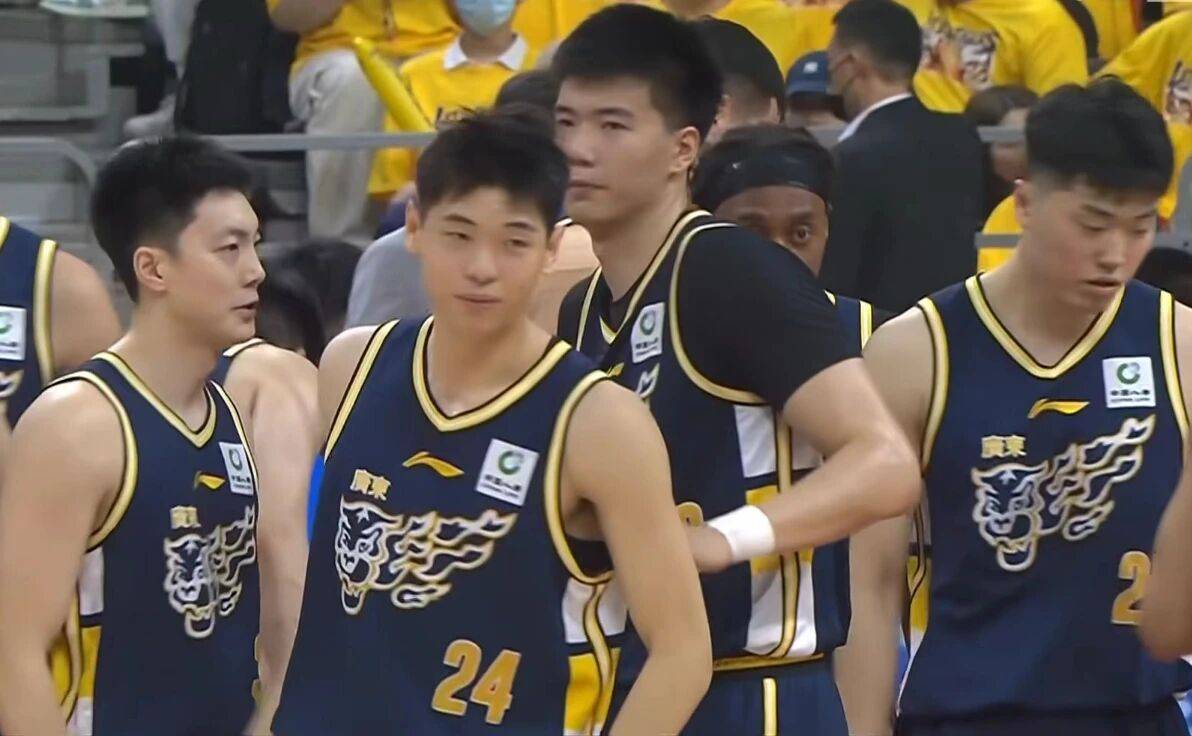 广东男篮官宣第二名外援，大外援身高2米16，徐昕基本加盟俄亥俄大学