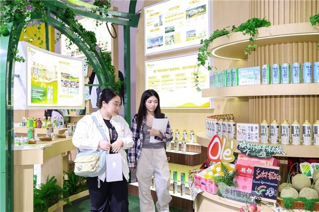 麦香里的产业自信，零碳中的制造底色——华润啤酒参展第二届ESG博览会(图3)