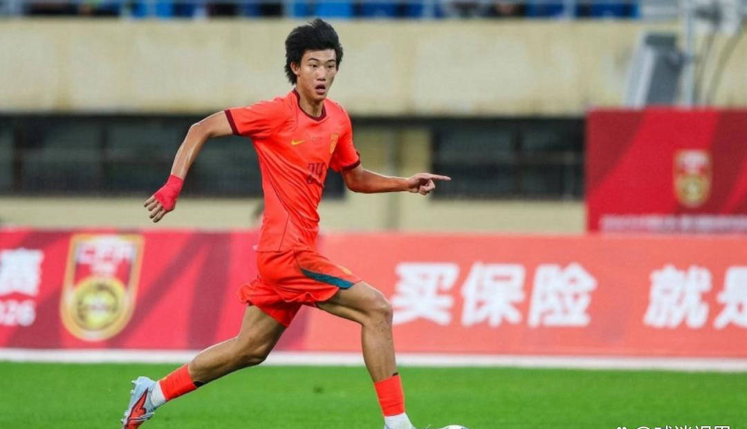 青春风暴席卷国足:3-0大胜马尔代夫,赵松源破纪录