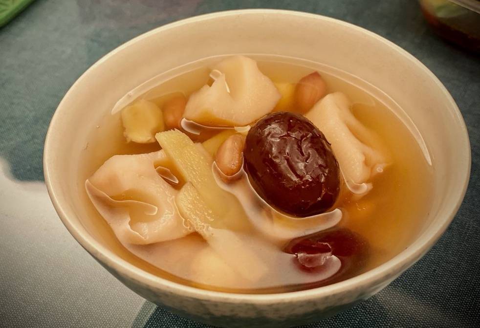 秋天吃藕的好处和禁忌__秋季吃莲藕的禁忌
