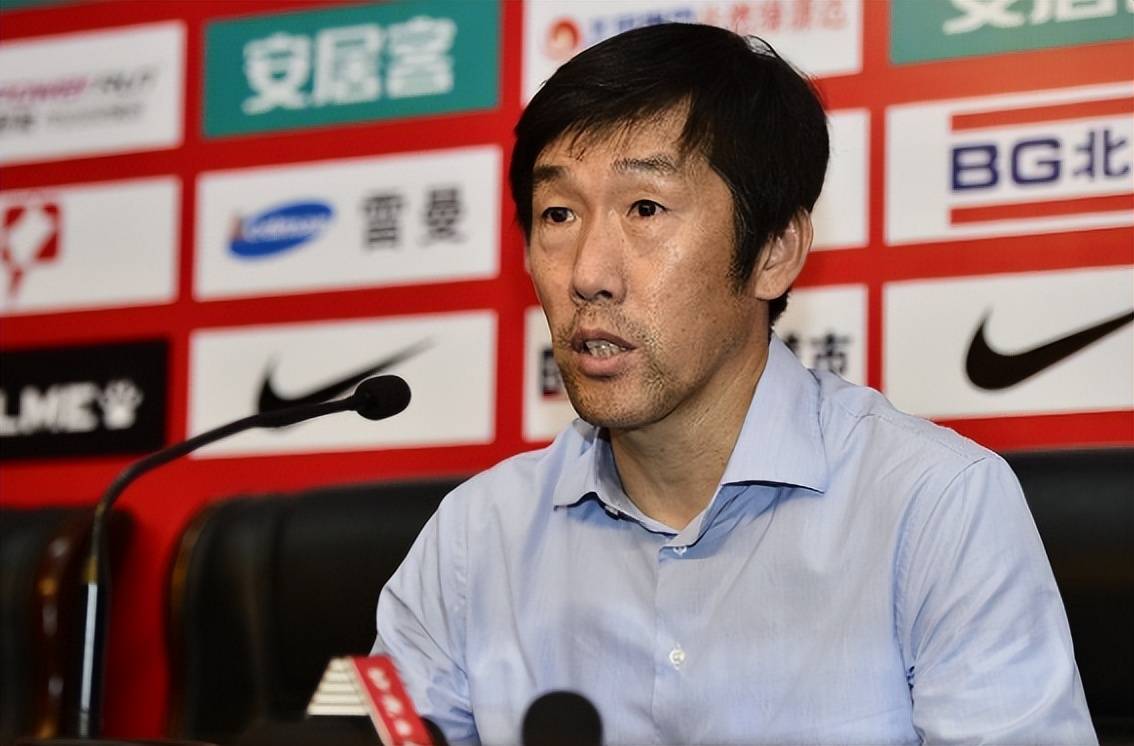 他是上港93一代幸运儿！如今成为本赛季唯一留队效力踢中超的佼佼者