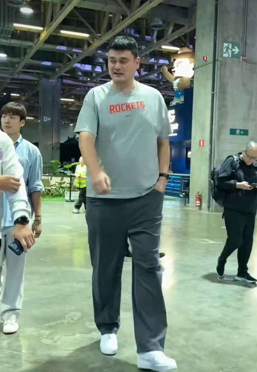 抵达澳门，姚明发声，正式上任，新岗位曝光，联手昔日队友