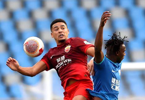 上港队下一中超还没开踢，就有可能等来三位久违强援重返主力阵容挑大梁，两人曾留洋欧洲踢主力。