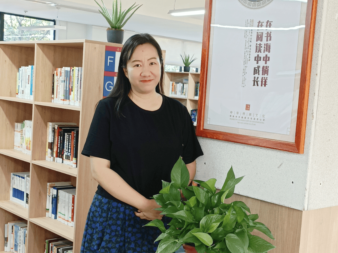5黄彧娴.jpg