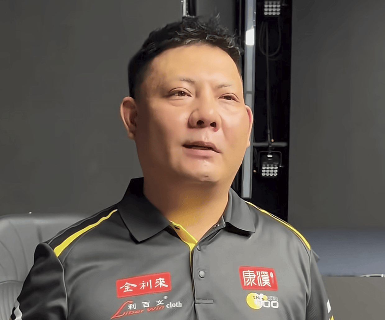 郑宇伯跨界斯诺克夺冠
