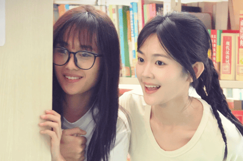 数学老师逐梦演艺圈:自己投拍电影赔三百万,妻子进厂帮还债封面图