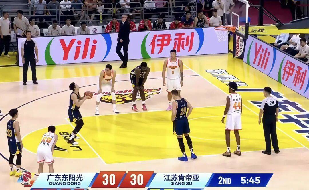 胡明轩复苏徐杰待醒，广东宏远双子星这把“钥匙”不能只交一半