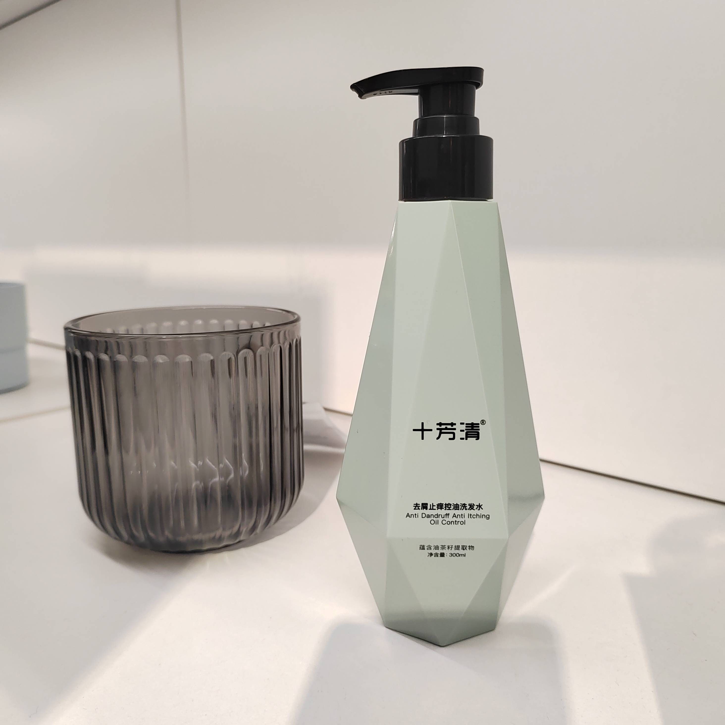 去屑洗发水都有哪些?_头皮屑_头发_成分