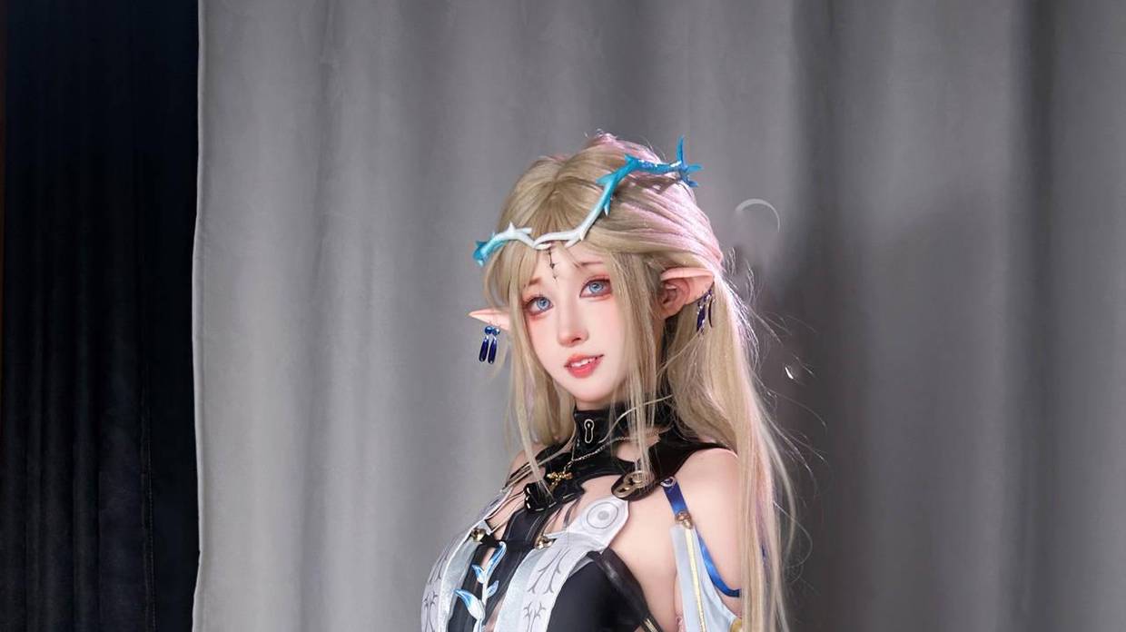 《鸣潮》卡提希娅 圣女cosplay
