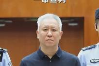 同欠几千亿，为何许家印无期，王健林能周旋？差别就两个字