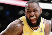 41岁詹皇打服库里！萌神主动跟他秘密交流，詹库联手NBA大结局？