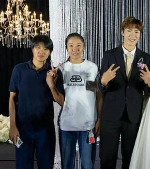 9月18日：30岁1米85中国田径美女大婚！身材修长又美又酷，22岁丈夫帅气十足
