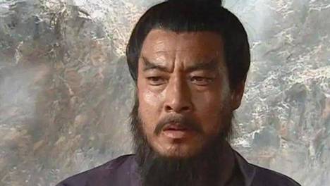 还原花荣射杀晁盖过程：有一个重要目击者，为何不向林冲吐露实情