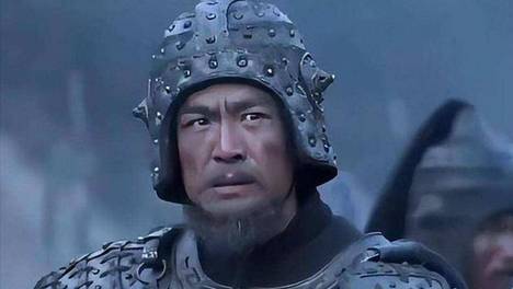 他能和张飞打平，也有机会斩杀赵云出风头，但他为何不敢下死手？