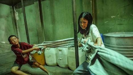 火遮眼：一个聋哑父亲为了抢回女儿，与黑帮做斗争