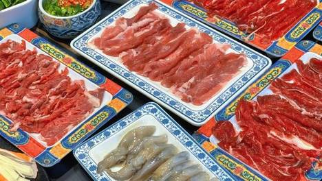 2026年即墨火锅推荐，牛羊肉铜锅涮肉更适合慢慢吃