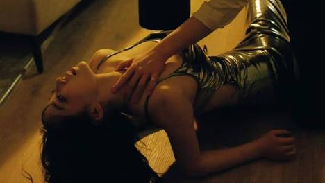 不止爽剧！《最强女主角》深度解析：女性的强大，从来无需定义