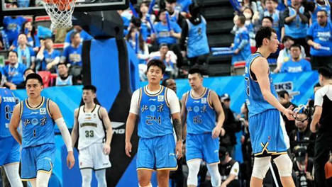 送别方硕，北京男篮锁定场均3+2的顶薪中锋，李楠或助其重焕生机