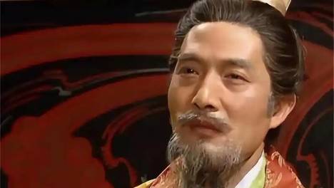 灭了西晋的汉皇帝，杀了3个皇帝，霸占嫡母，在位8年立了10个皇后