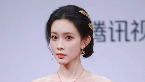 最新90后花颜值榜：白鹿没上榜，热巴排第二，徐冬冬为何能排第一