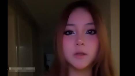 李小璐女儿浓妆跳舞，甜馨颜值在线，继承父亲贾乃亮优秀基因！