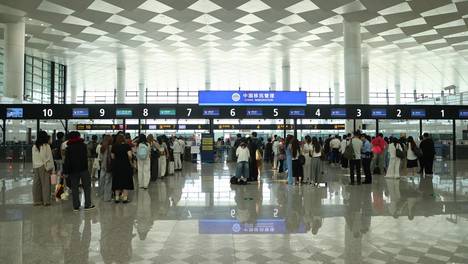 郑州航空口岸端午节将迎出入境客流高峰