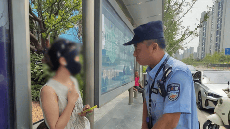 “入职测试”竟是送钱10万 成都双流公安火速拦截一起现金诈骗