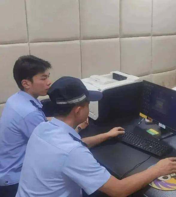 女子散布“彭州山区蛇患严重、致人死亡”虚假信息，成都公安依法查处