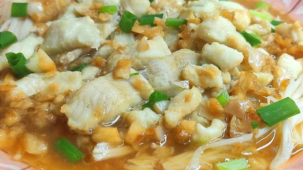 不想炒菜，就这样做，有肉有菜，连汤都是鲜的