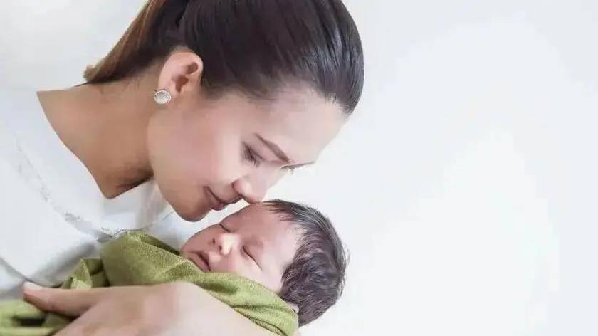 一出汗就滂臭！孩子这个部位，你可能真没洗对过……