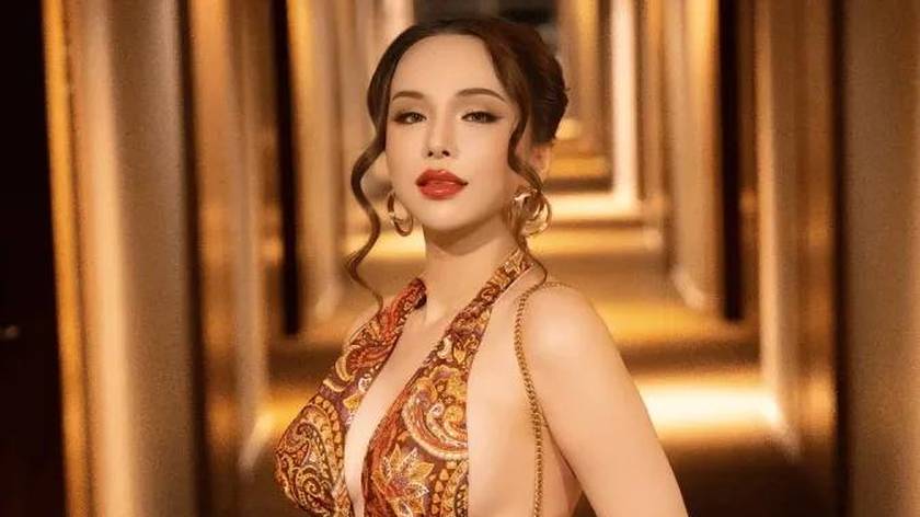 与跨性别网红开房？小波特：我不知道那是变性人