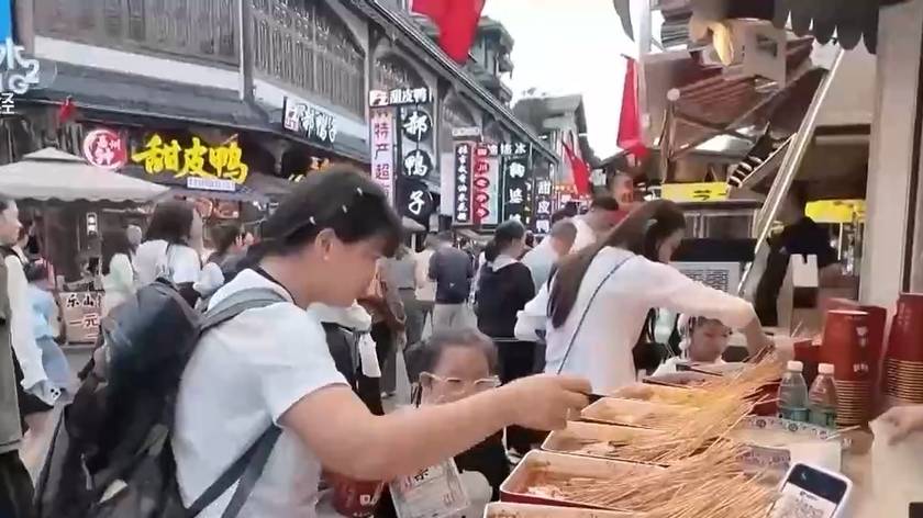 银票游古镇、大漠看马术、智游水乡 你的国庆假期打开方式是？