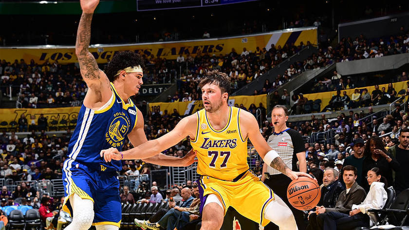 NBA-湖人VS勇士 东契奇持球单打