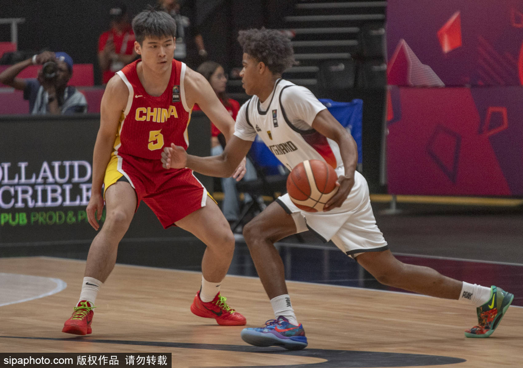 U19男篮世界杯小组赛B组：朱正12分 中国男篮不敌德国