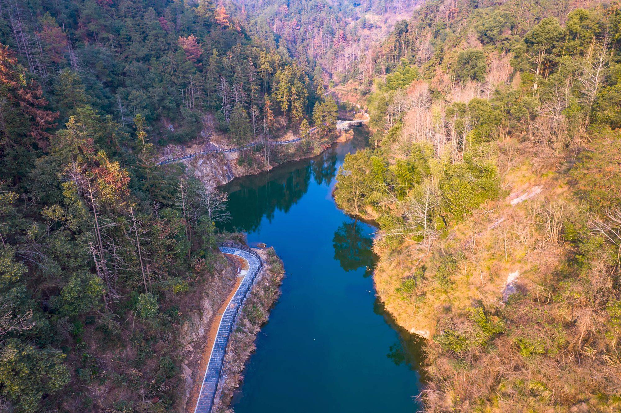 神秘幽静,峰峻石奇,隐藏着惊艳世人的传说故事_景区_旅游_宿松县