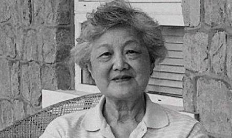 一时之间,很多上海滩中的名贵人物都希望能够得到与谈雪卿交往的机会.