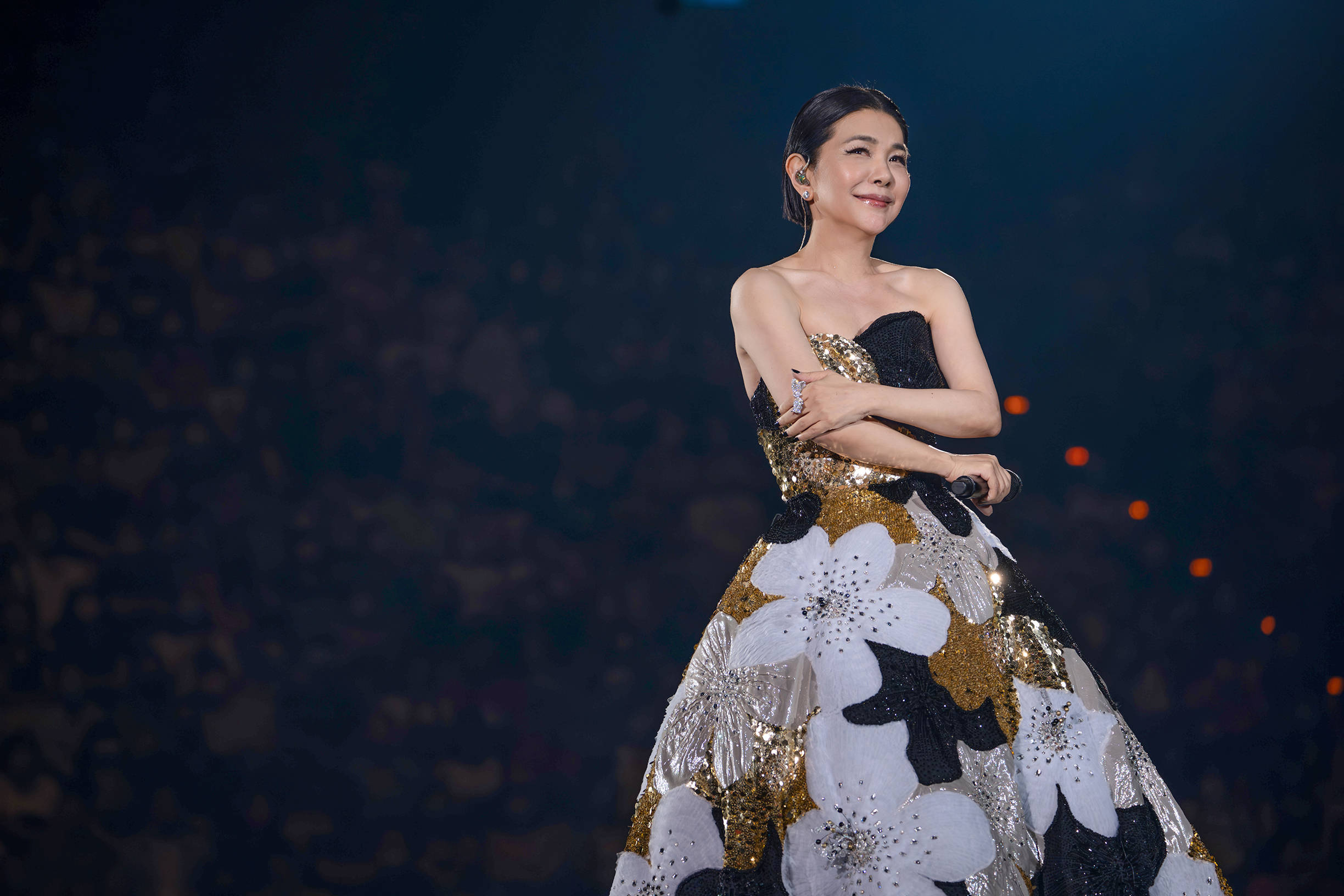 乐坛重量级天后张清芳14张珍贵专辑重新上架数字平台_音乐_重新整理