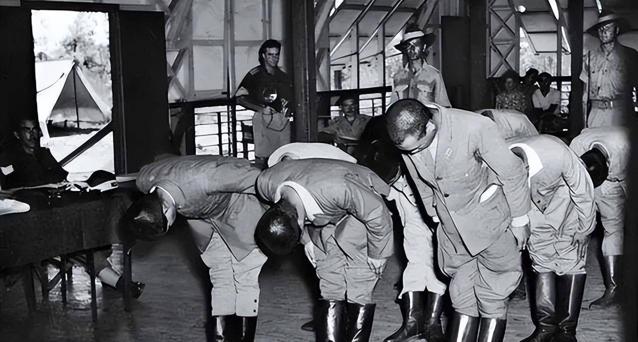 关东军战俘回忆:苏联女护士拉我们腿上的皮,根据肉的厚薄分等级_食物