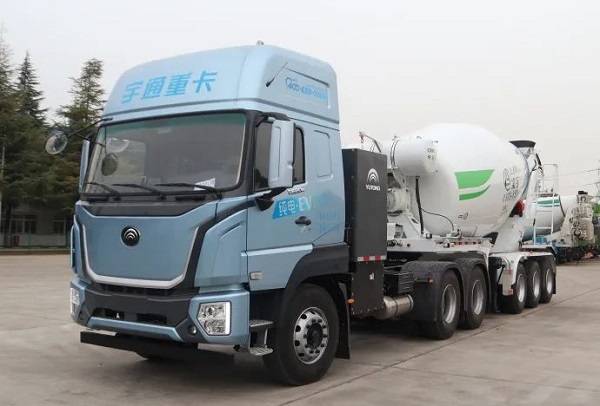 新能源半挂搅拌车的优势及特点都有哪些?与燃油车相比优势在哪?