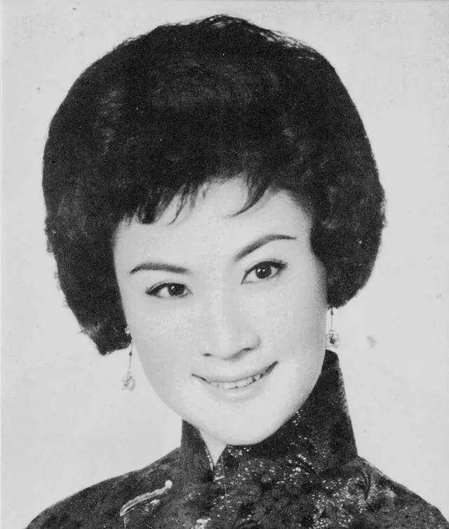 京剧名伶言慧珠:三段婚姻,三次自杀,47岁悬梁自尽无人救她_梅兰芳