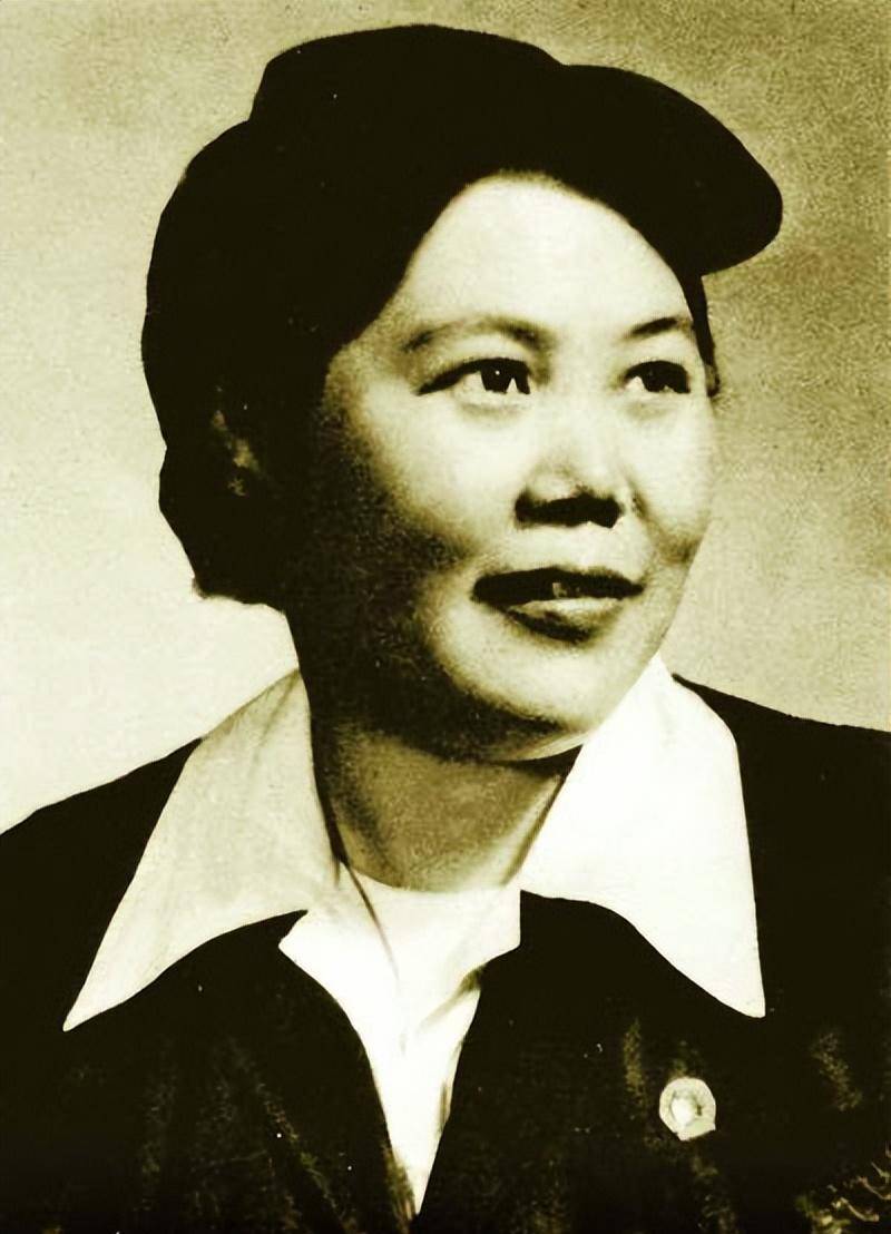 女作家杨沫当了北京四民武术社的掌门,武林老字号的逸事比较多_郝为真