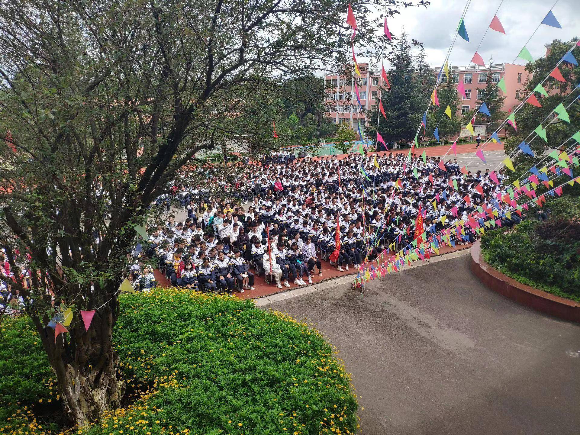 昆明光华学院图片