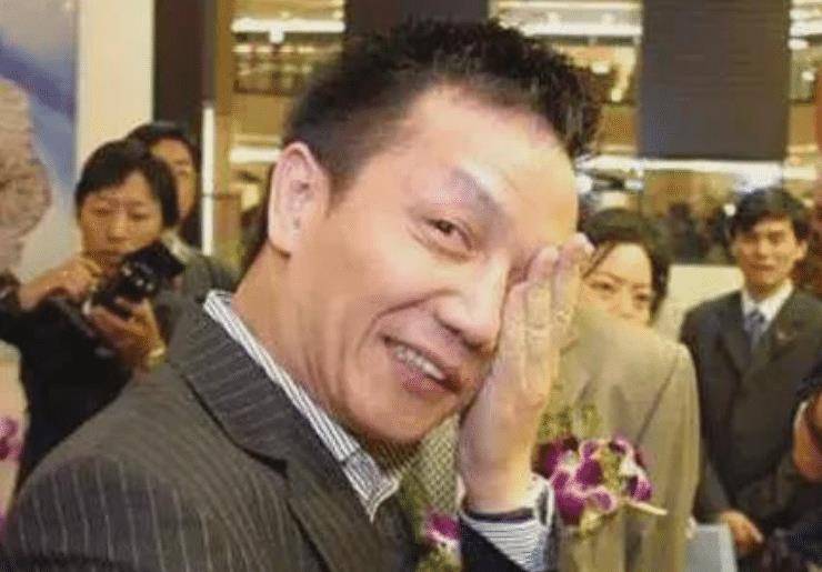 "运气首富"周正毅:入狱16年,不仅躲过金融危机,还净赚30亿_上海_工作