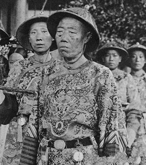 深度剖析李莲英身首异处之谜!你信哪个?_慈禧_辫子_脑袋