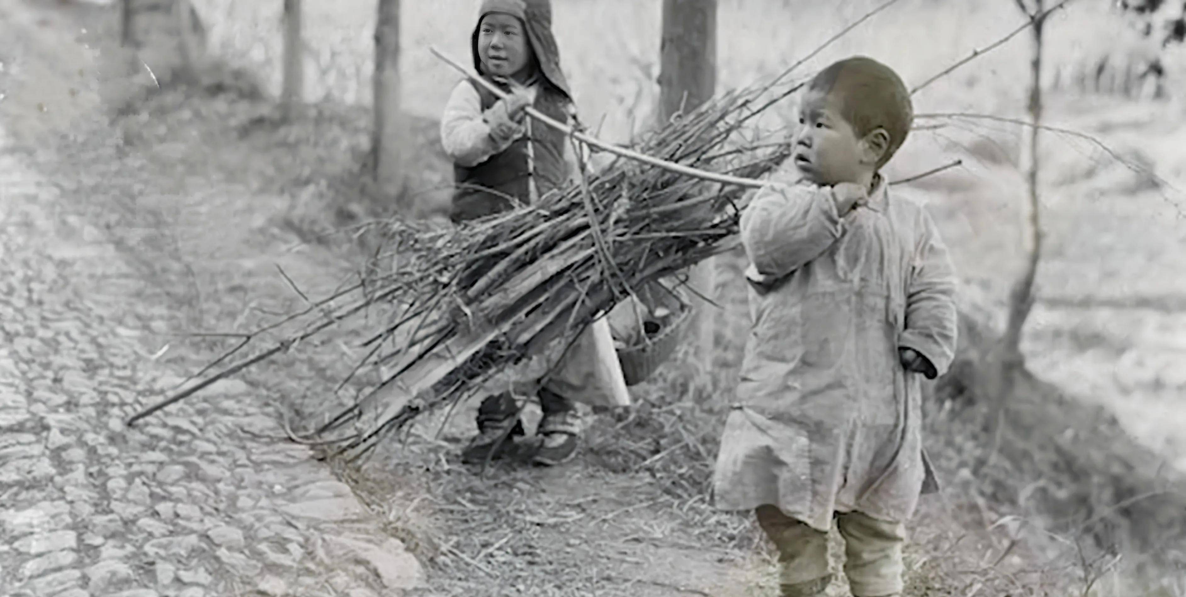 1913年6月17日,白方禮出生於河北省滄州市滄縣白賈村一個普通農村